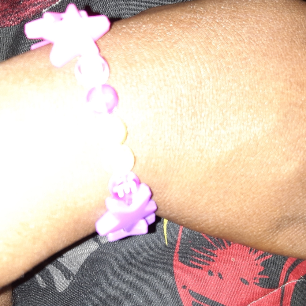 Bracelets - Picture 7 of 8